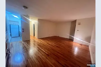 239 Crescent Lane 1 #1, Cliffside Park, NJ 07010 - Photo 10