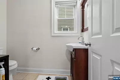 817 7th Street A #A, Secaucus, NJ 07094 - Photo 16