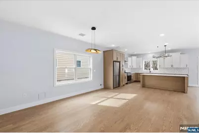 34 Zazzetti Street, Waldwick, NJ 07463 - Photo 6