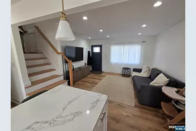 38 Bobbink Terrace, East Rutherford, NJ 07073 - Photo 8