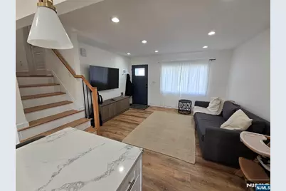 38 Bobbink Terrace, East Rutherford, NJ 07073 - Photo 4