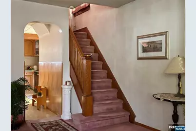 528 Terrace Avenue, Hasbrouck Heights, NJ 07604 - Photo 12