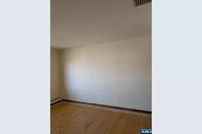 32 Wood, Garfield, NJ 07026 - Photo 4