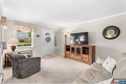 193 Wales Avenue, River Edge, NJ 07661 - Photo 12
