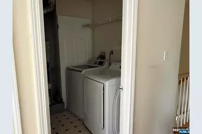 17 Mulberry Street, Jersey City, NJ 07305 - Photo 12