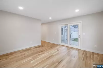 355 Rea Avenue, Hawthorne, NJ 07506 - Photo 18