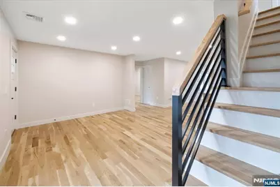 355 Rea Avenue, Hawthorne, NJ 07506 - Photo 8