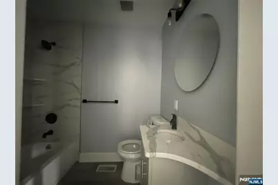 35 Chestnut Street 1F #1F, Wallington, NJ 07057 - Photo 8