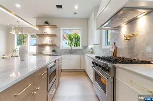 333 Harrison St, Paramus, NJ 07652 - Photo 22