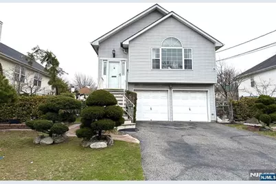 101 Phelps Avenue, Englewood, NJ 07631 - Photo 1