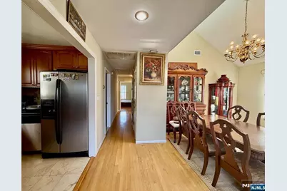 101 Phelps Avenue, Englewood, NJ 07631 - Photo 8