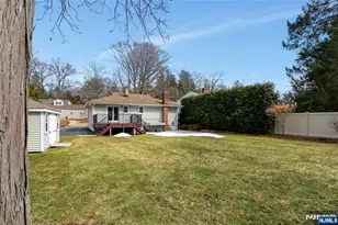 9 Sioux Ave, Oakland, NJ 07436 - Photo 4