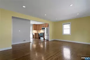 9 Sioux Ave, Oakland, NJ 07436 - Photo 10