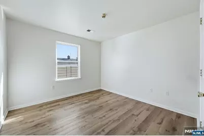 303-305 Runyon Street, Newark, NJ 07108 - Photo 14