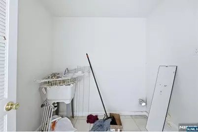 303-305 Runyon Street, Newark, NJ 07108 - Photo 12