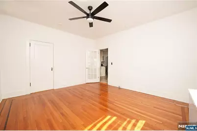 804 Fairview Lane 2 #2, Fort Lee, NJ 07024 - Photo 6