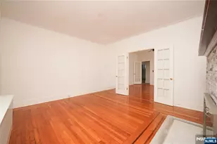 804 Fairview Ln 2, Fort Lee, NJ 07024 - Photo 4