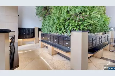 250 Gorge Road 17L #17L, Cliffside Park, NJ 07010 - Photo 24