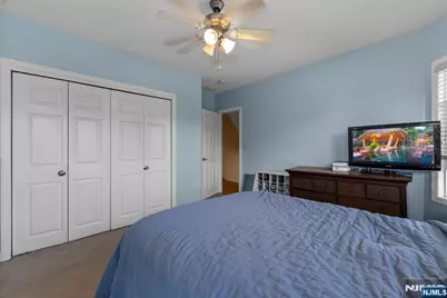 467 Summit Avenue, Hackensack, NJ 07601 - Photo 22