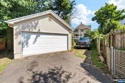 467 Summit Avenue, Hackensack, NJ 07601 - Photo 34