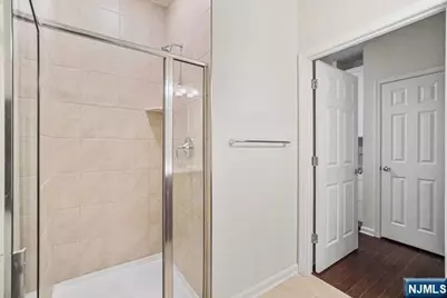 68 Leahy Drive 4904 #4904, Wood Ridge, NJ 07075 - Photo 16