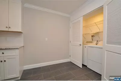 38 Holiday Court T038 #T038, River Vale Township, NJ 07675 - Photo 12