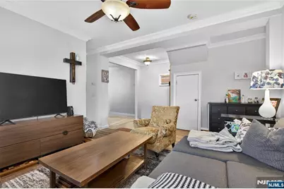 131 Paterson Avenue, Wallington, NJ 07057 - Photo 18