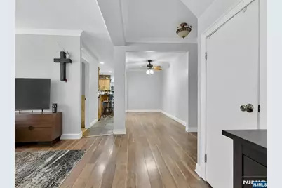 131 Paterson Avenue, Wallington, NJ 07057 - Photo 20