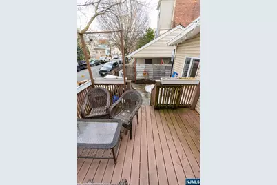 131 Paterson Avenue, Wallington, NJ 07057 - Photo 12