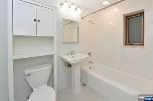 250 Oak E4, Ridgewood, NJ 07450 - Photo 10