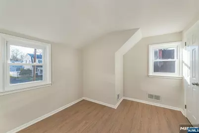 64 Harwich, Dumont, NJ 07628 - Photo 16