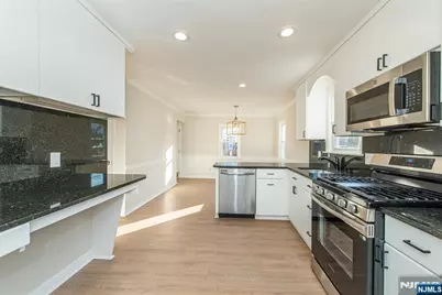 64 Harwich, Dumont, NJ 07628 - Photo 10