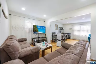 698 Fairview Avenue, Fairview, NJ 07022 - Photo 18