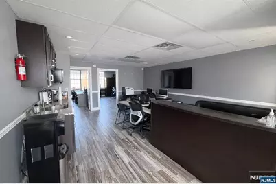 271 US Highway 46 A208 #A208, Fairfield, NJ 07004 - Photo 2