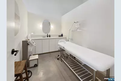 2039 Hudson Street, Fort Lee, NJ 07024 - Photo 6