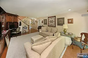 68 Peach Hill Ct, Ramsey, NJ 07446 - Photo 8