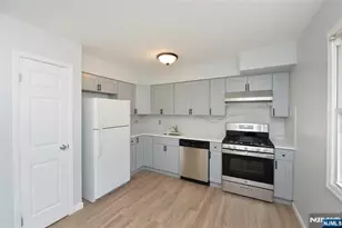 421 Leonhardt Dr 2nd Floor, Saddle Brook Township, NJ 07663 - Photo 6