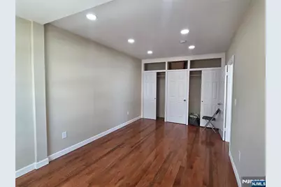 1513 67th Street 2nd Floor #2nd Floor, North Bergen, NJ 07047 - Photo 10