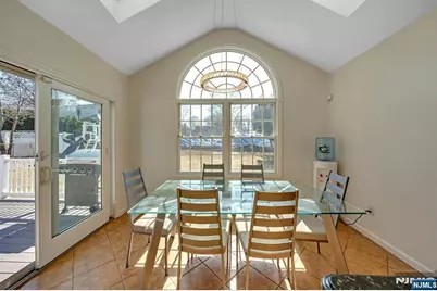 460 New Bridge Road, Bergenfield, NJ 07621 - Photo 22