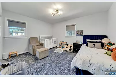 460 New Bridge Road, Bergenfield, NJ 07621 - Photo 34