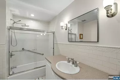 460 New Bridge Road, Bergenfield, NJ 07621 - Photo 36