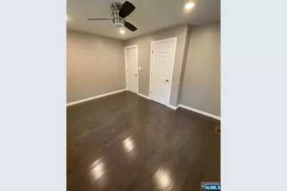 79 E Ridgewood Avenue, Paramus, NJ 07652 - Photo 14