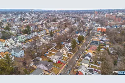 155 Lincoln Place, Irvington, NJ 07111 - Photo 32