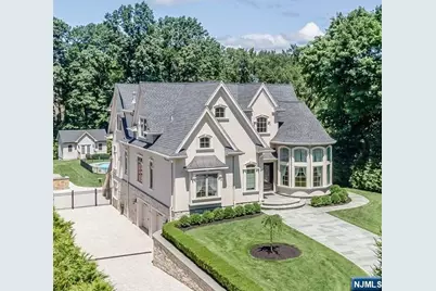 63 Grandview Avenue, North Caldwell, NJ 07006 - Photo 2