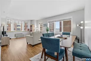 5114 City Pl, Edgewater, NJ 07020 - Photo 1