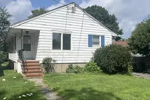 18 McKinley Pl, Bergenfield, NJ 07621 - Photo 1