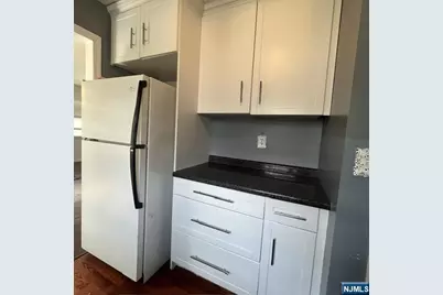 18 McKinley Place, Bergenfield, NJ 07621 - Photo 10