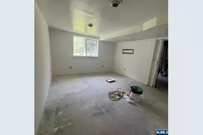 18 McKinley Place, Bergenfield, NJ 07621 - Photo 24