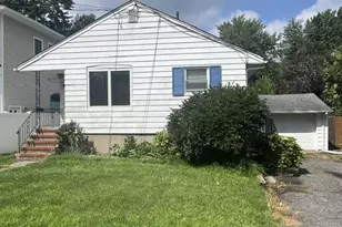 18 McKinley Pl, Bergenfield, NJ 07621 - Photo 1