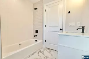 236-238 Keer Ave, Newark, NJ 07112 - Photo 22